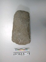 藏品(打製石斧)的圖片